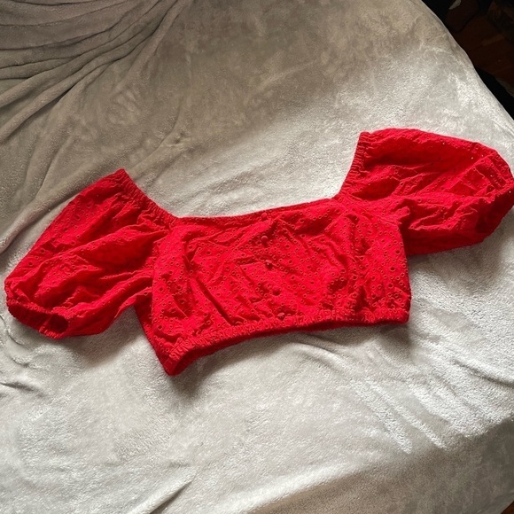 Forever 21 Cherry Red Sweetheart Eyelet Crop Top - Picture 1 of 5